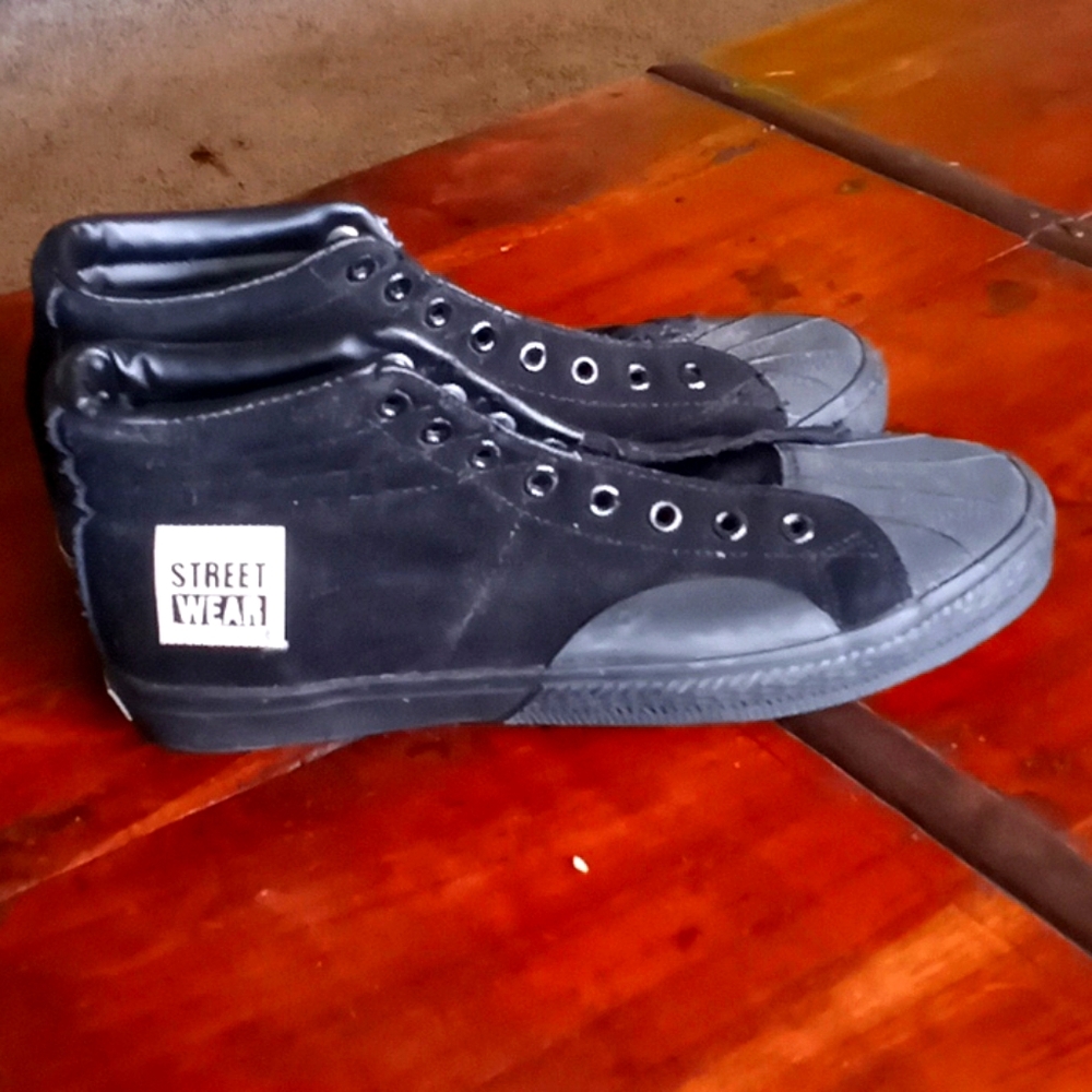 Vision Streetwear skate shoes